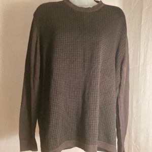 Long sleeve pullover top large